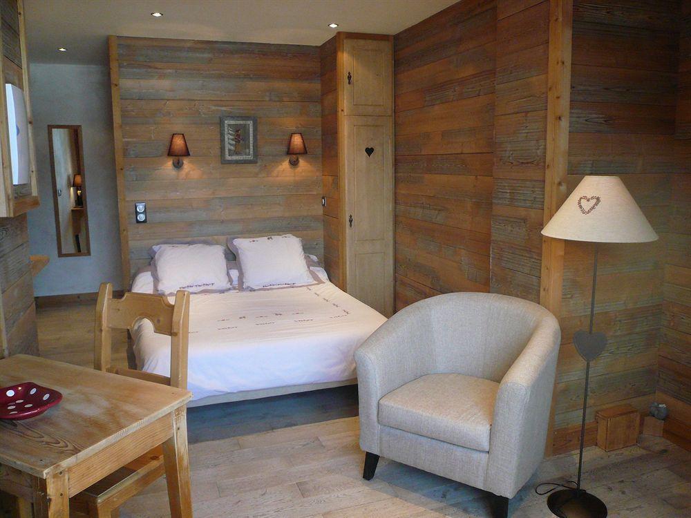 Le Morillon Hotel Luaran gambar