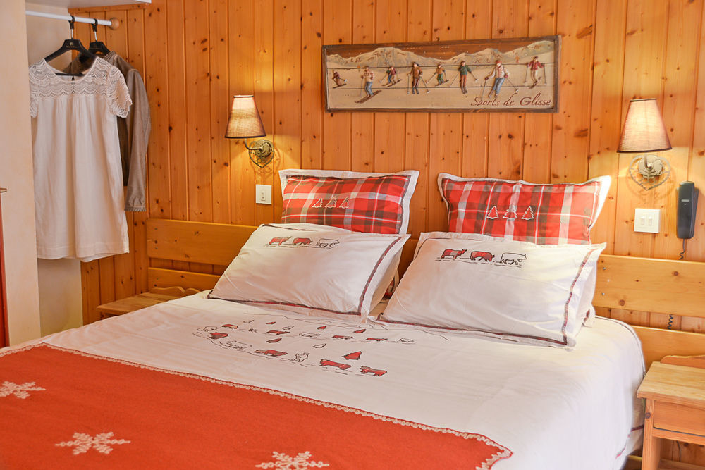 Le Morillon Hotel Luaran gambar